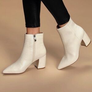 Steve Madden Nadalie Light Bone Crocodile Embossed Pointed-Toe Ankle Boots